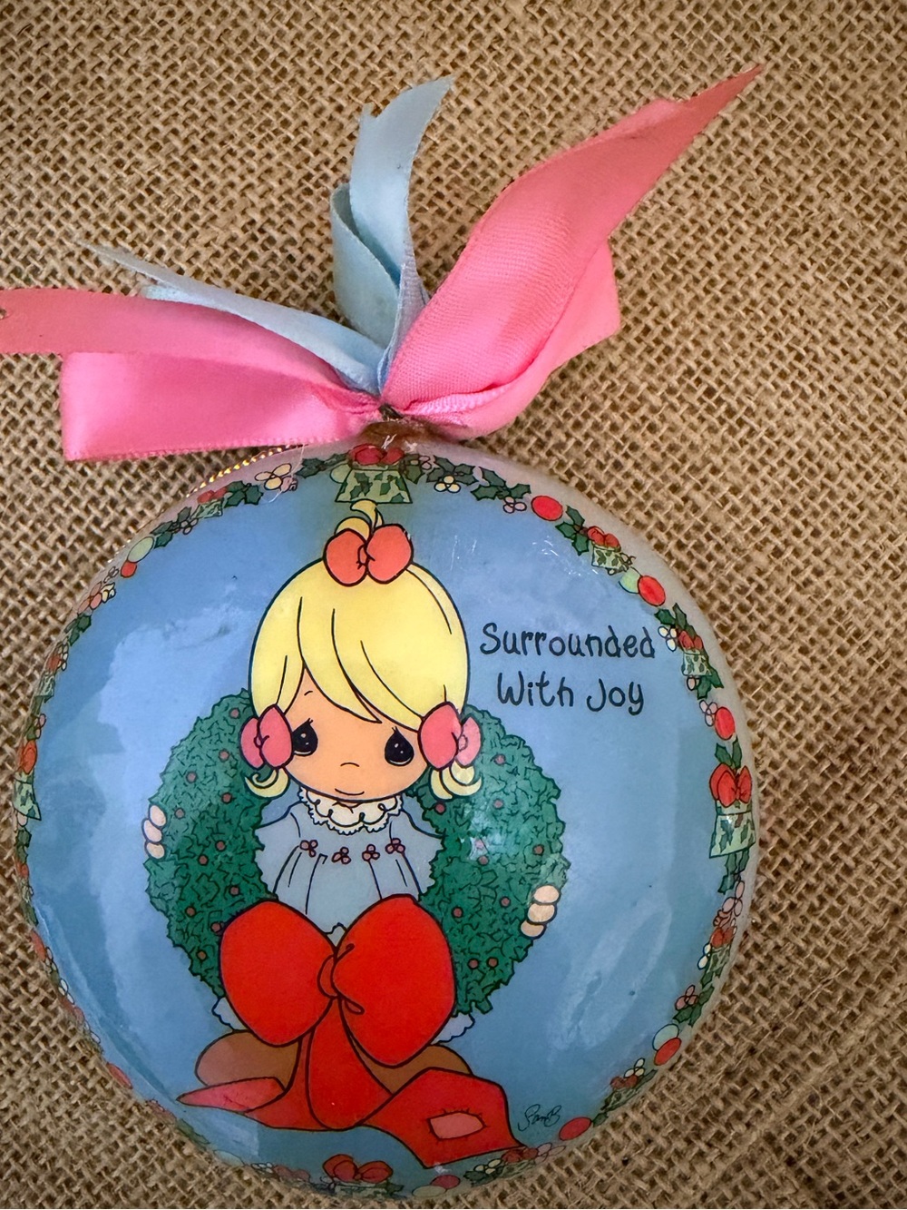 Vintage 1997 Precious Moments Christmas Holiday Ornament Winter Girl & Wreath